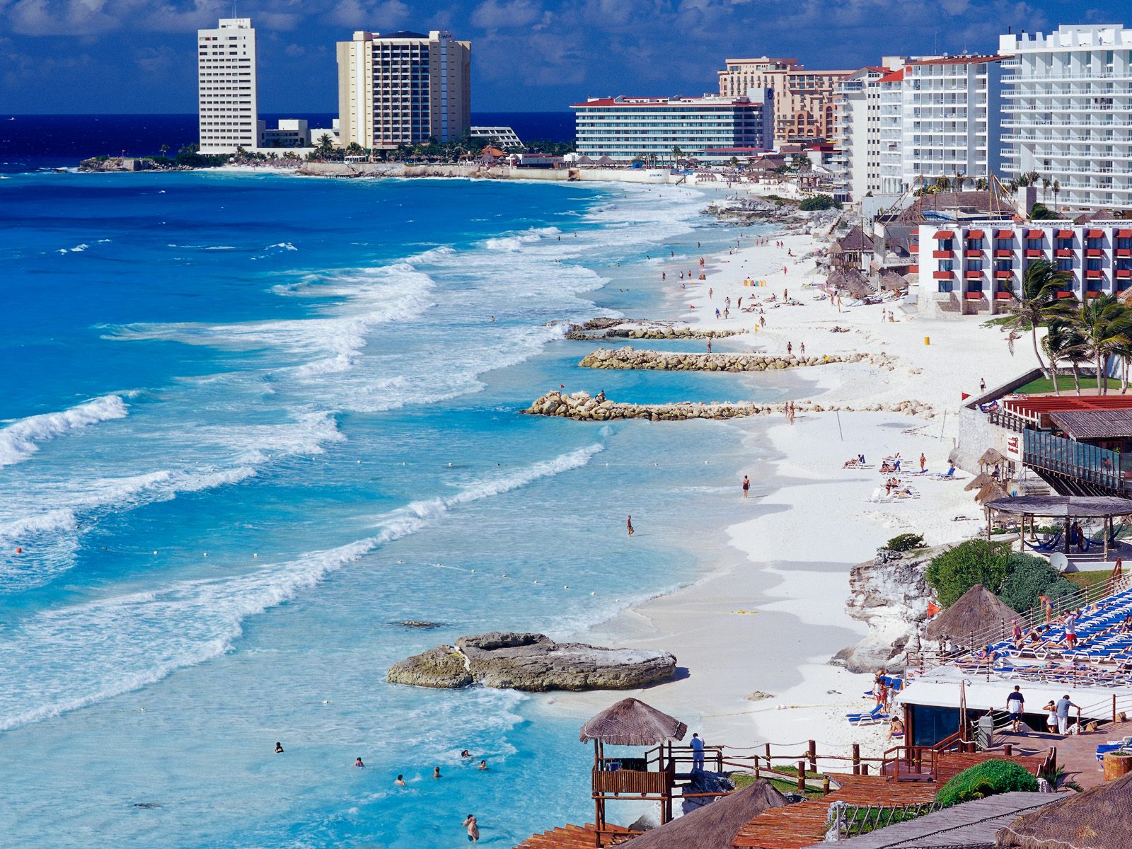 Cancun_Shoreline_Mexico